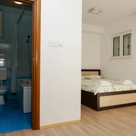 Aparthotel Iris